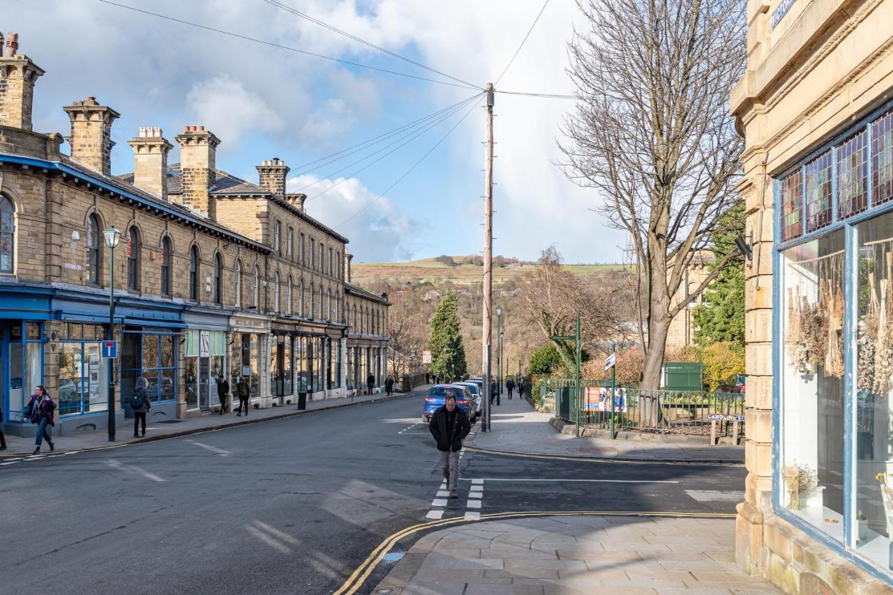 Riverside Balcony Apartment With Parking Just Minutes To Saltaire Shipley (West Yorkshire) Exterior photo